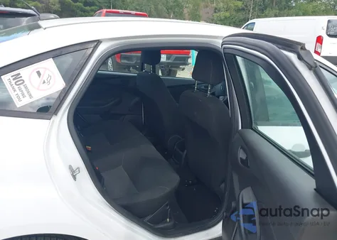 2018 Ford Focus S from USA, damaged, VIN 1FADP3E28JL225846